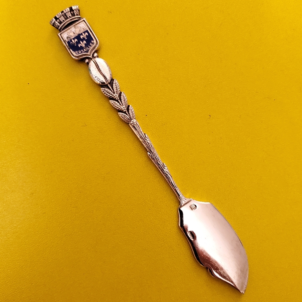 Versailles Collectible Silver Paté Knife